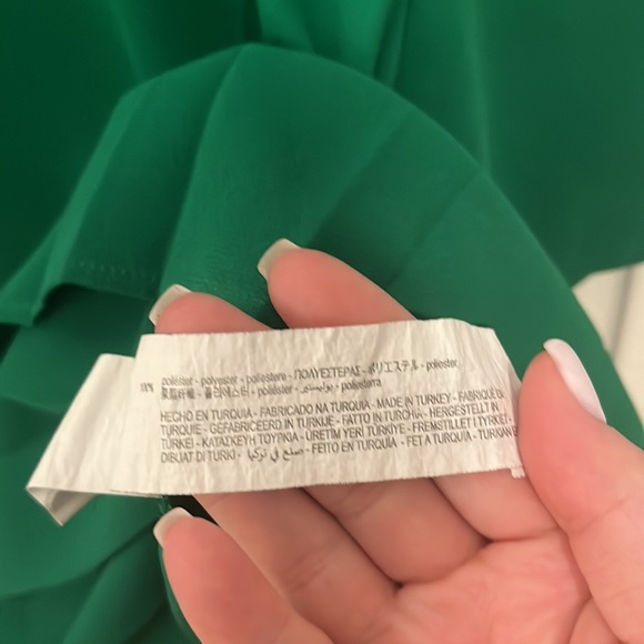 Zara Pleated Hem Top in Green - Picture 5 of 6